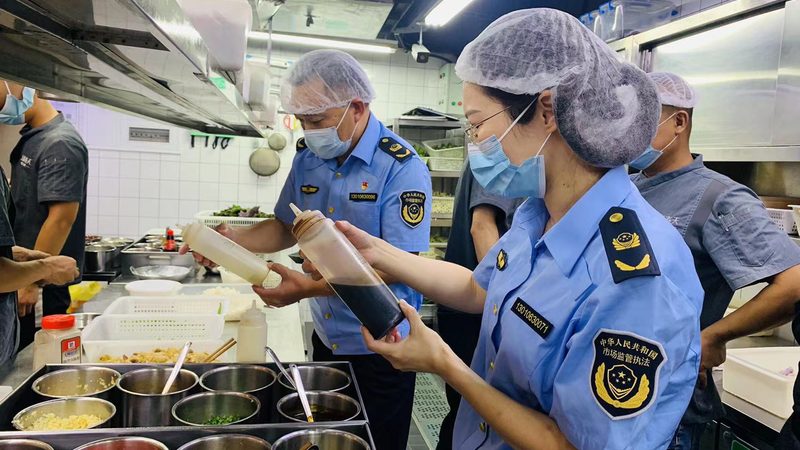 进口饼干的货架，利润藏在哪儿