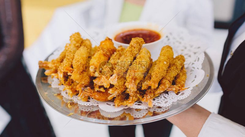 休闲食品招商：揭秘厂家报价背后的关键因素**