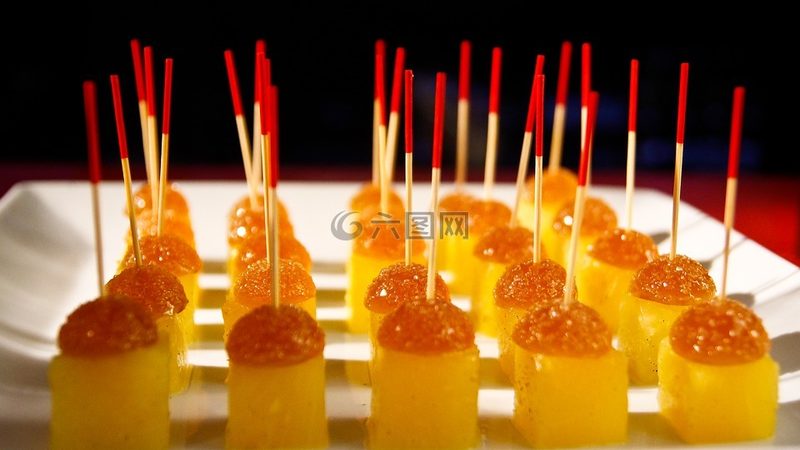 小标题：坚果开封后的常见误区